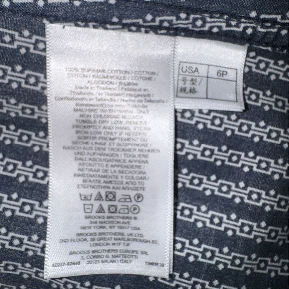 Brooks Brothers Fitted Non-Iron Dress Shirt, navy, chain print, Size 6P - Picture 3 of 5